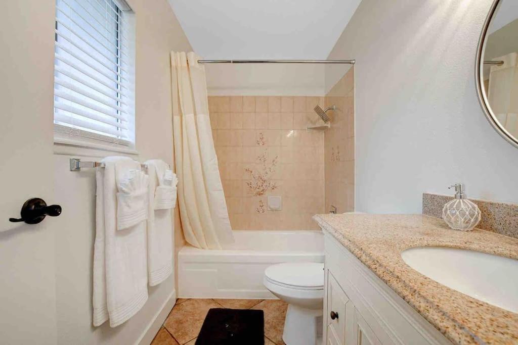 Resort Style 4 Bedroom House With Pool Minutes From Strip Las Vegas Exteriör bild