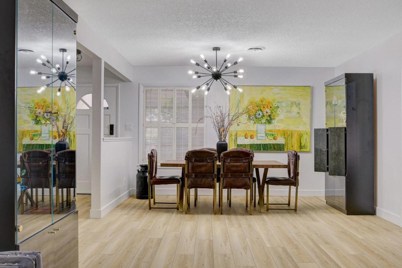 Resort Style 4 Bedroom House With Pool Minutes From Strip Las Vegas Exteriör bild
